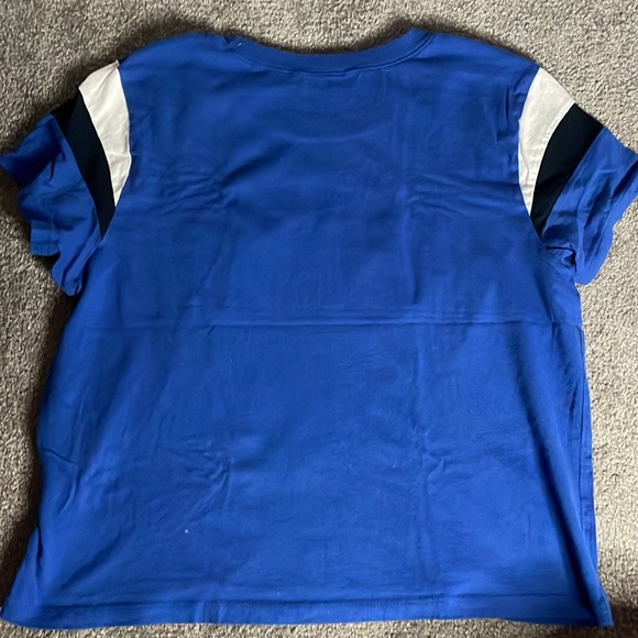 Top - Picture 2 of 2